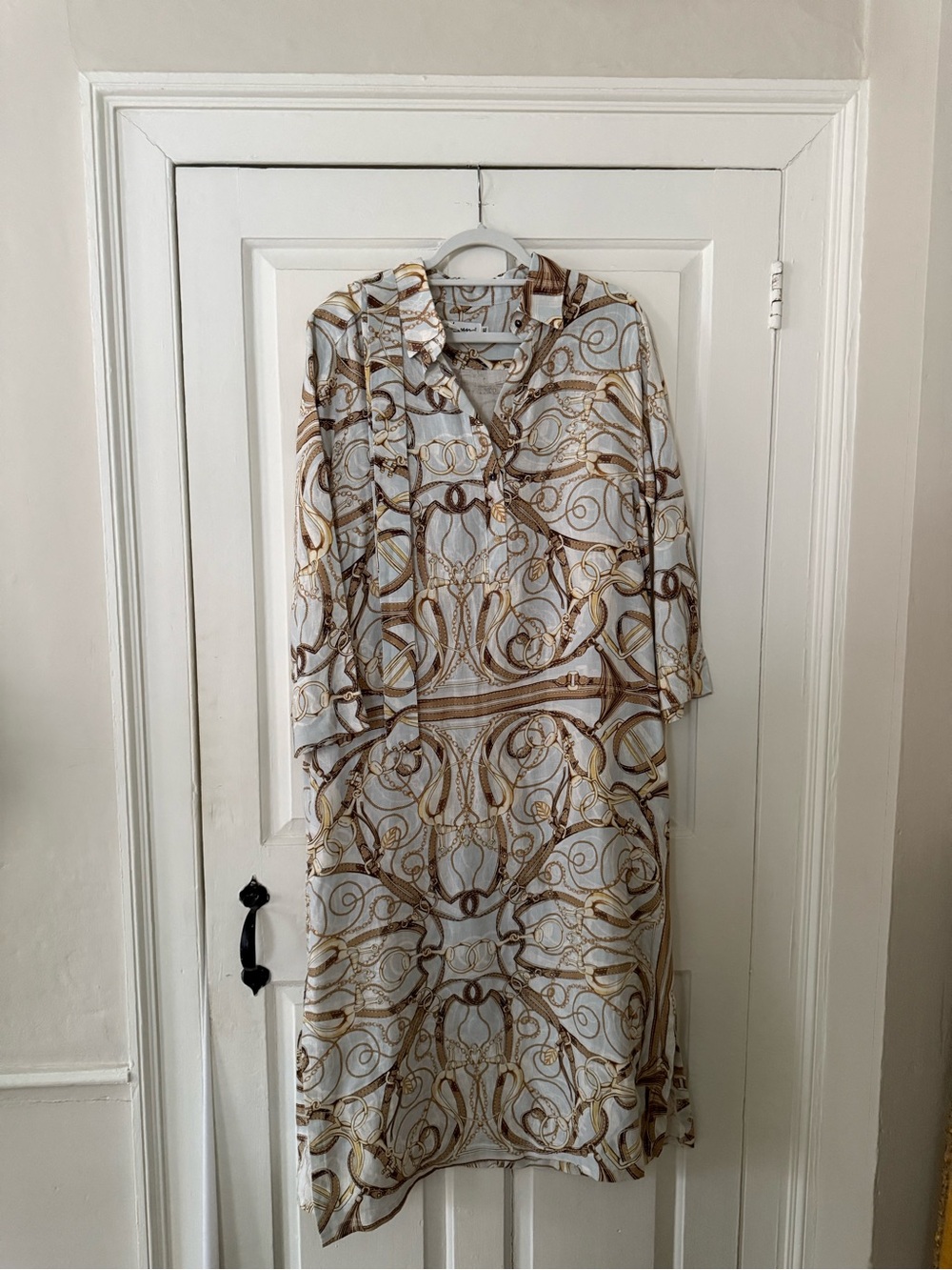 White and Gold Printed Long Sleeve Women’s Dress